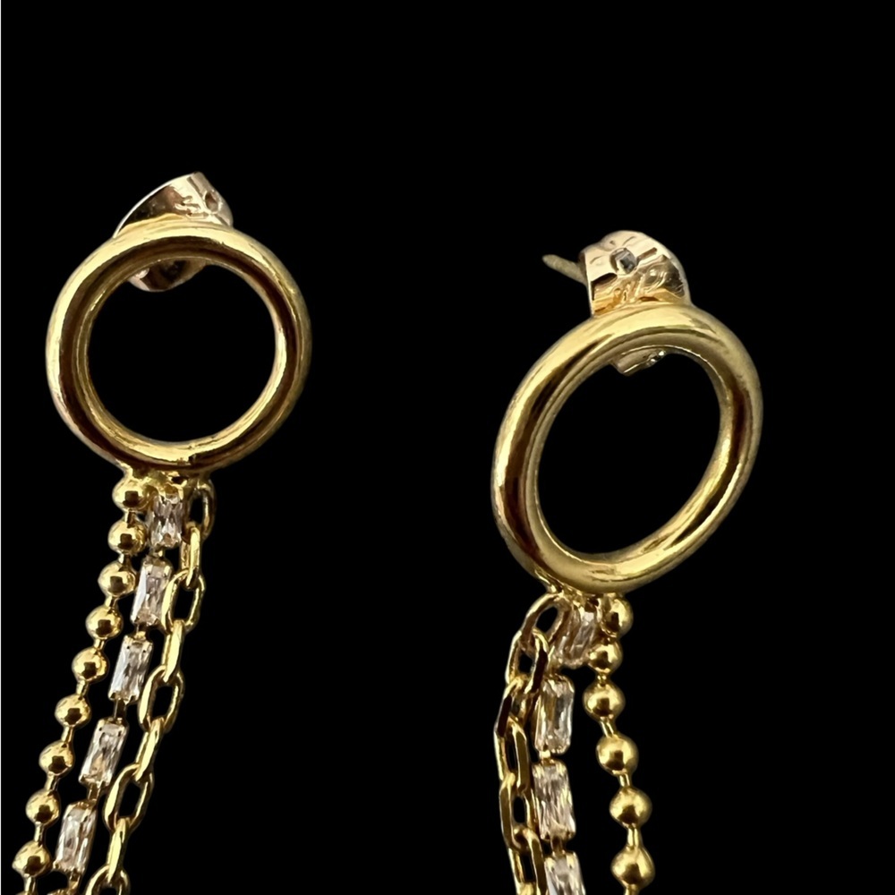 18k Gold Plated Dangling Earring - Picture 2 of 6
